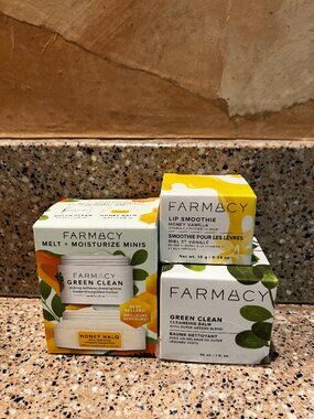 Farmacy Set of Green Clean Balms and Lip Smoothie and Honey Halo!! Brand New